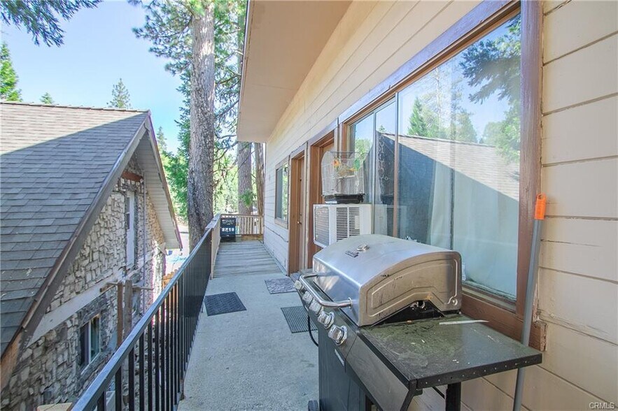 More Photos Of 28906 Hook Creek Rd, Cedar Glen Medical For Sale