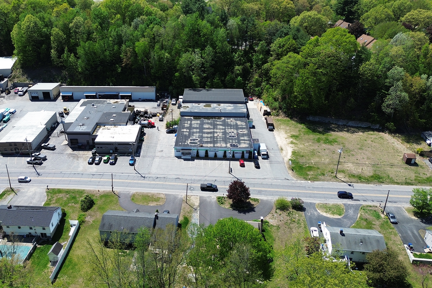 More Photos Of 637 Lancaster St, Leominster Manufacturing For Lease