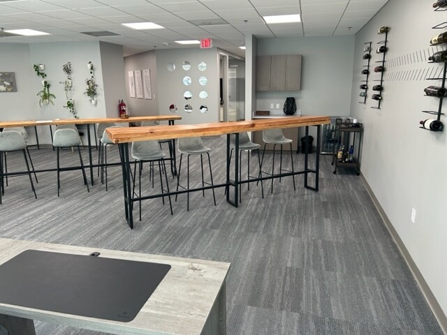More Photos Of 1819 Main St, Sarasota Office Residential For Lease