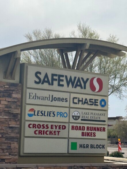 More Photos Of 28421 N Vistancia Blvd, Peoria General Retail For Lease