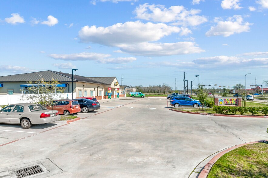 More Photos Of 3547 McHard Rd, Pearland Daycare Center For Sale