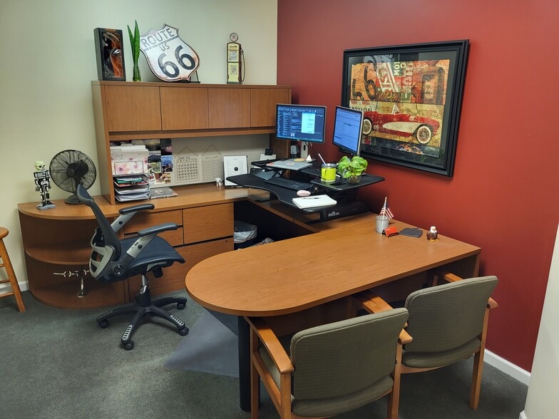 More Photos Of 1148 W Dillon Rd, Louisville Freestanding For Lease