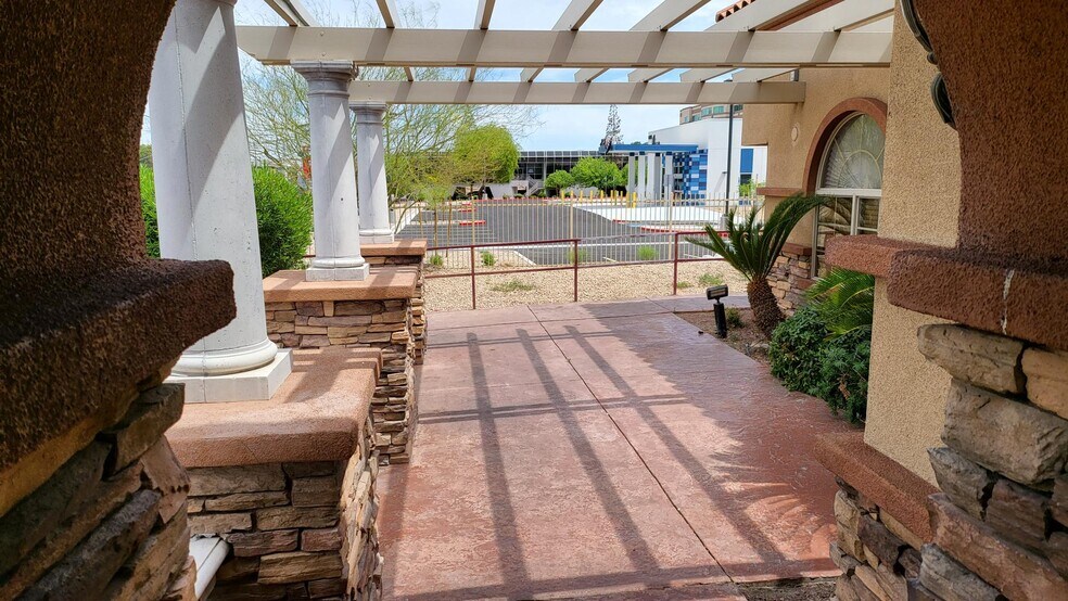 More Photos Of 1825 E Flamingo Rd, Las Vegas Office For Sale