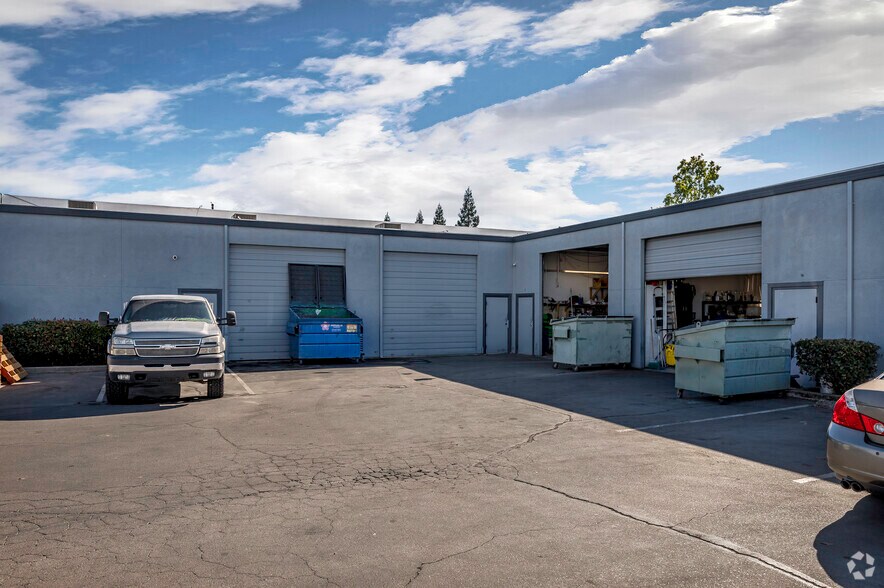 More Photos Of 11251 Coloma Rd, Gold River Unknown For Lease