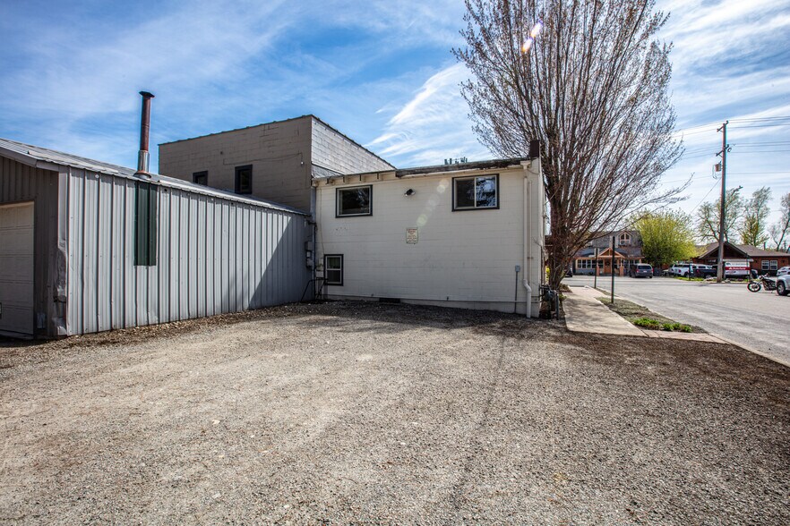 More Photos Of 724 Pine St, Sandpoint Office Residential For Sale