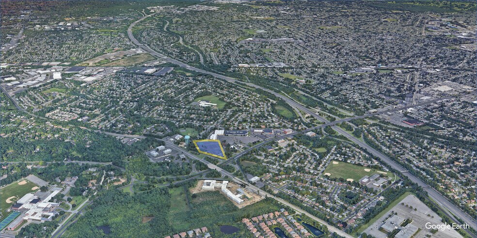 Primary Photo Of 585 N Broadway, Jericho Land For Lease