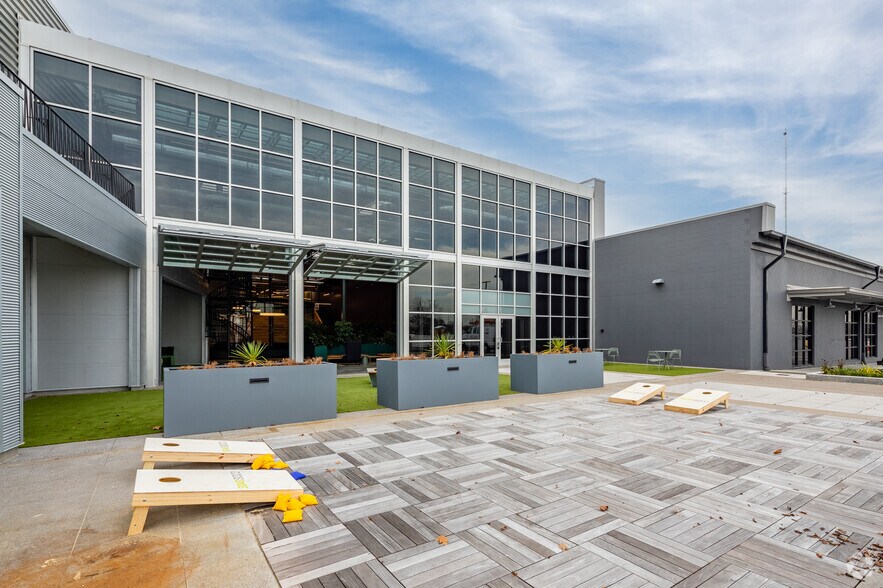 More Photos Of 3040 Sidco Dr, Nashville Office For Lease