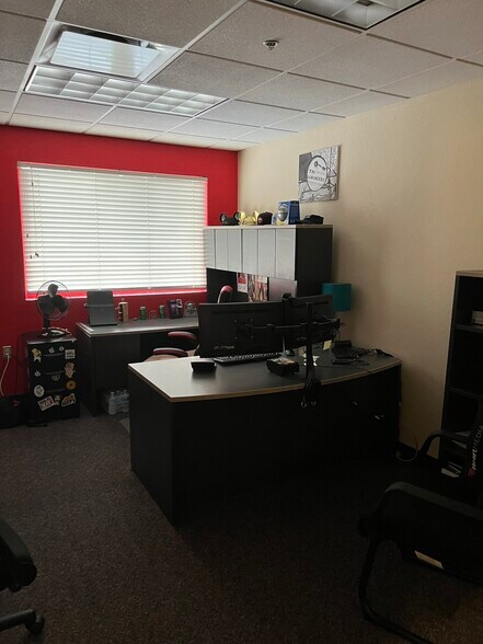 More Photos Of 13320 Metro Pky, Fort Myers Movie Radio TVStudio For Lease