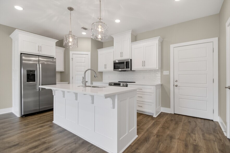 More Photos Of 225 Country Club Pky, Maumelle Multifamily For Sale