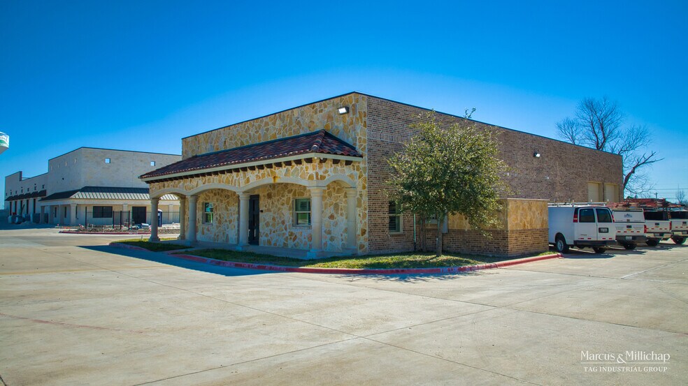More Photos Of 3275-3285 Springer Ln, Rockwall Warehouse For Lease