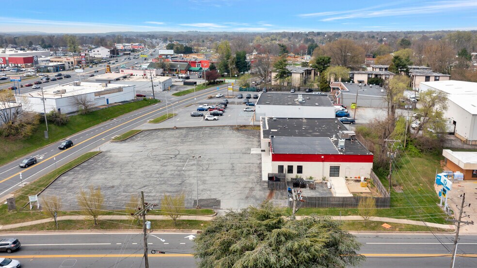 More Photos Of 101 Greenbank Rd, Wilmington Freestanding For Lease