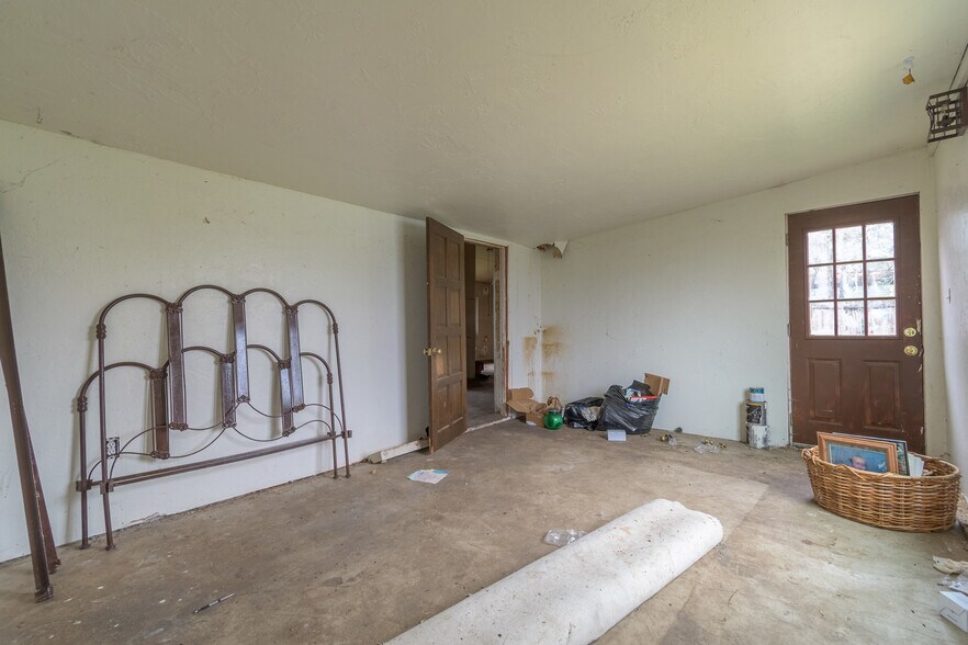 More Photos Of 478 E 32nd Ave, Eugene Manufactured Housing Mobile Home Park For Sale