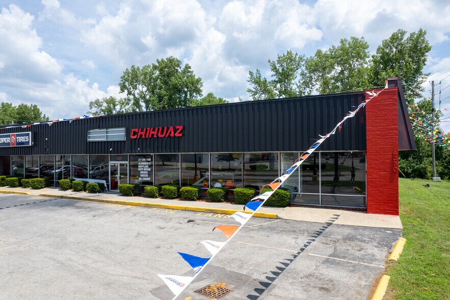 More Photos Of 4250 W 38th St, Indianapolis Auto Repair For Lease