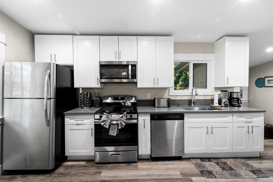 More Photos Of , Julian Unknown For Sale