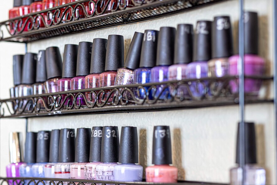 More Photos Of 1101 Service Rd, Kiel Freestanding For Sale