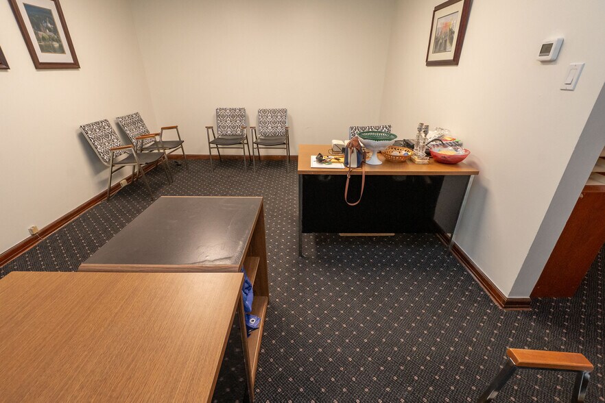 More Photos Of 214 S Main St, Milltown Office For Lease