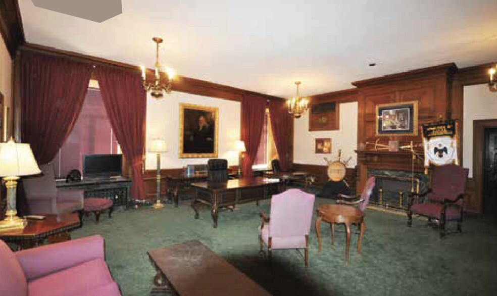 More Photos Of 3633 Lindell Blvd, Saint Louis Office For Sale