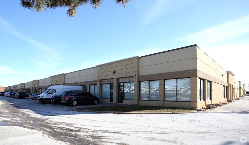 Primary Photo Of 1680 Courtneypark Dr E, Mississauga Light Distribution For Lease