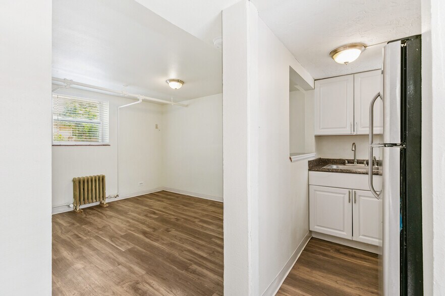 More Photos Of 1195 Birch St, Denver Multifamily For Sale