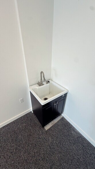 More Photos Of 28421 N Vistancia Blvd, Peoria General Retail For Lease