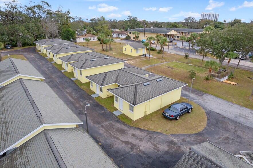 More Photos Of 801 Ridgewood Ave, Holly Hill Hotel For Sale