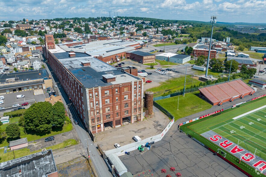 More Photos Of 100 E Diamond Ave, Hazleton Warehouse For Sale