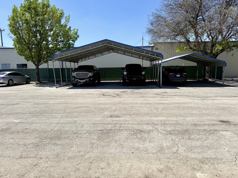 More Photos Of 10219 Culebra Rd, San Antonio Auto Repair For Lease