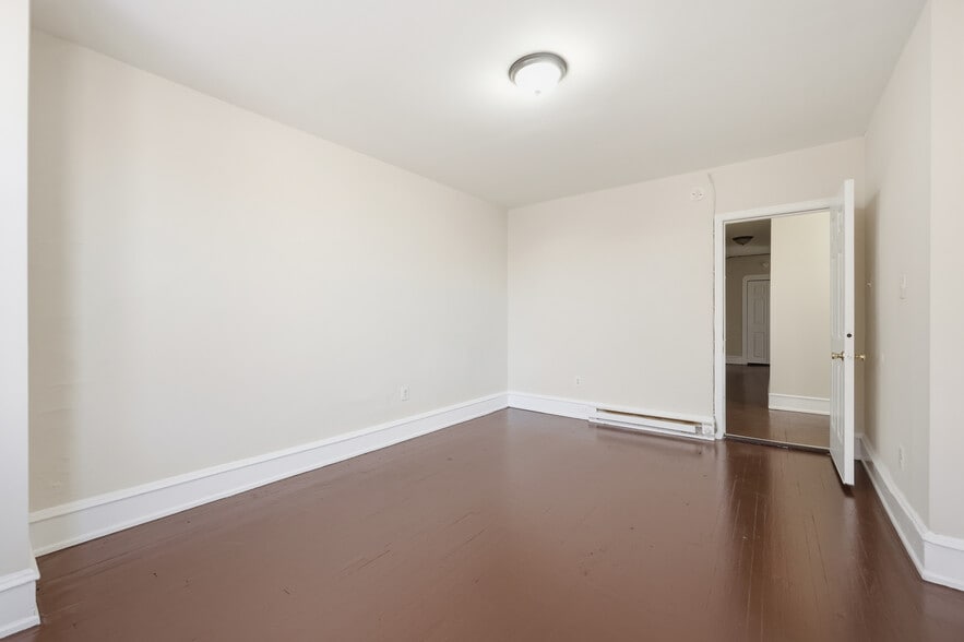 More Photos Of 232 Cooper St, Camden Apartments For Sale