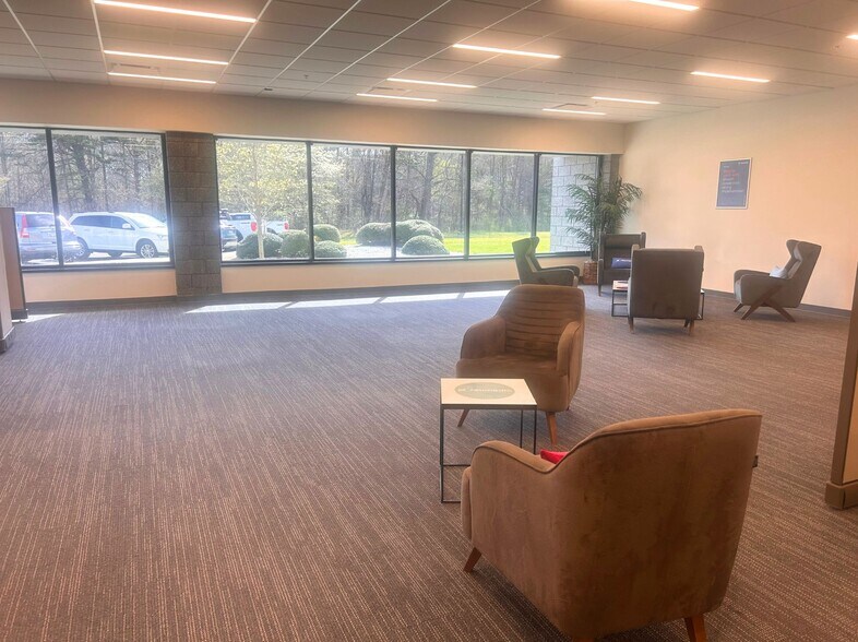 More Photos Of 1 Quality Way, Fletcher Warehouse For Lease