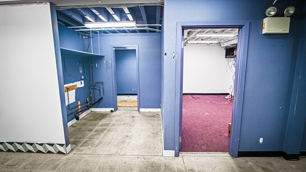 More Photos Of 236-242 Pine Ave, Long Beach Storefront Retail Office For Lease