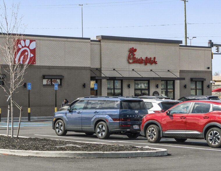More Photos Of 1655 Boston Rd, Springfield General Retail For Sale