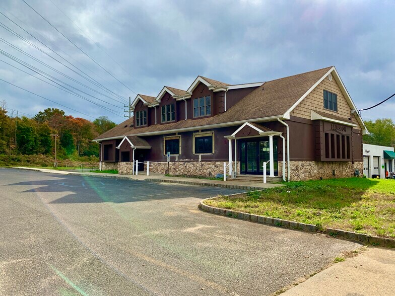 More Photos Of 47 Tennent Rd, Morganville Restaurant For Sale