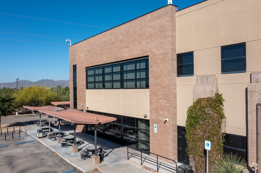 More Photos Of 5320 N La Cholla Blvd, Tucson Office Residential For Sale