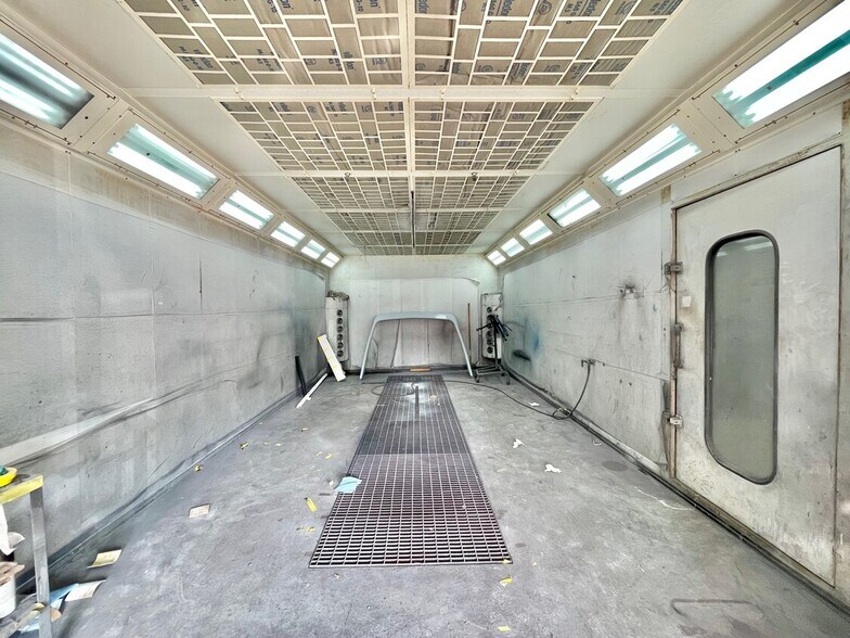 416 Wantagh Ave, Bethpage, NY 11714 Auto Repair For Sale