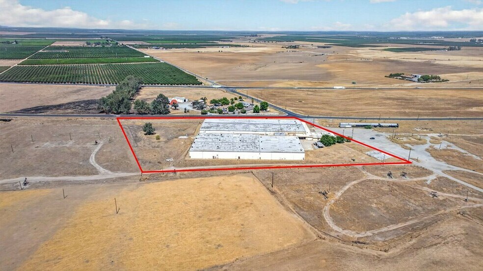 More Photos Of 23745 Avenue 112, Porterville Refrigeration Cold Storage For Sale
