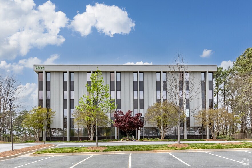 More Photos Of 2835 Brandywine Rd, Atlanta Office For Sale