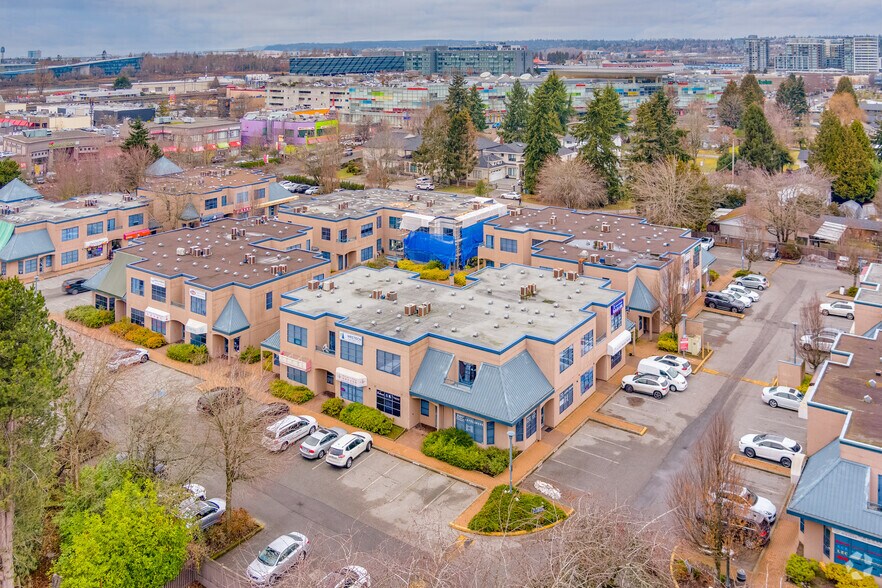 More Photos Of 4400 Hazelbridge Way, Richmond Office For Sale