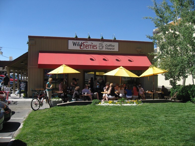 More Photos Of 11423-11429 Donner Pass Rd, Truckee Unknown For Lease