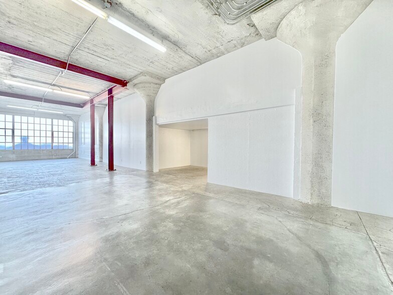 More Photos Of 623 E 9th St, Los Angeles Loft Creative Space For Lease