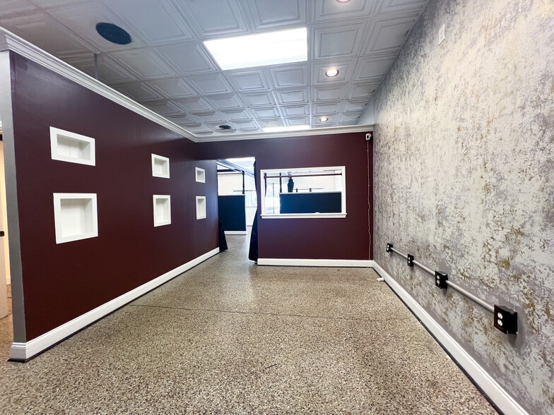 More Photos Of 711 N Person St, Raleigh Storefront For Sale