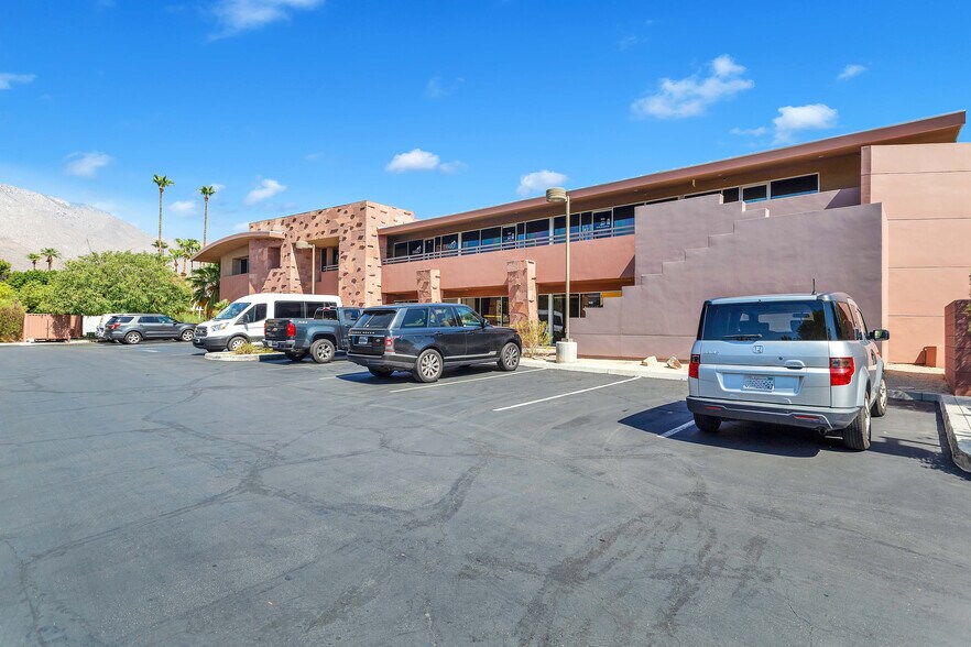More Photos Of 1801 Taquitz Canyon Way, Palm Springs Office For Sale