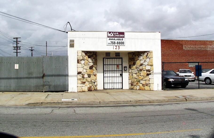 Primary Photo Of 123 E C St, Wilmington Warehouse For Lease