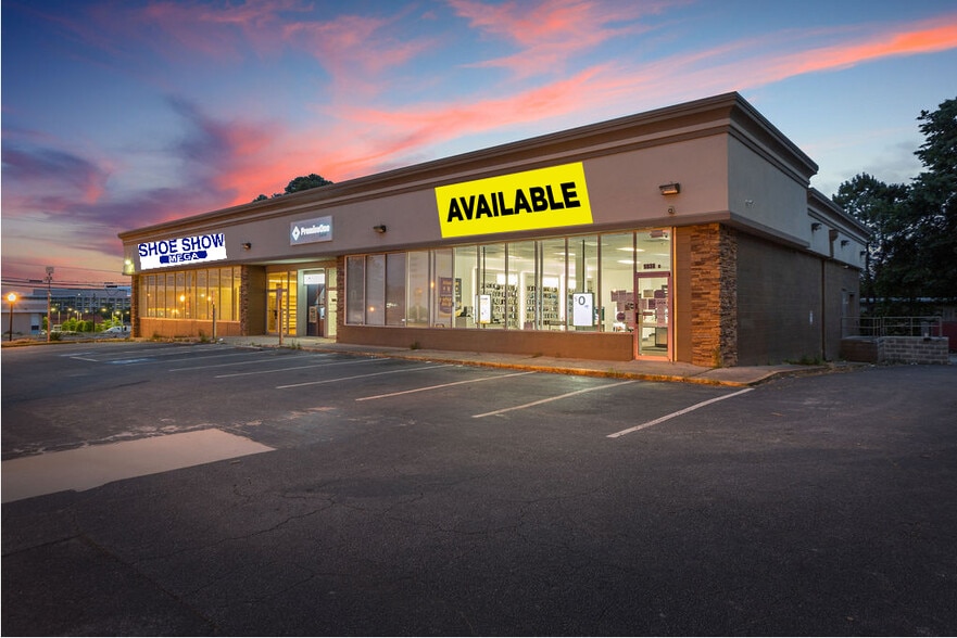 Primary Photo Of 5038 Buford Hwy NE, Chamblee Storefront For Lease