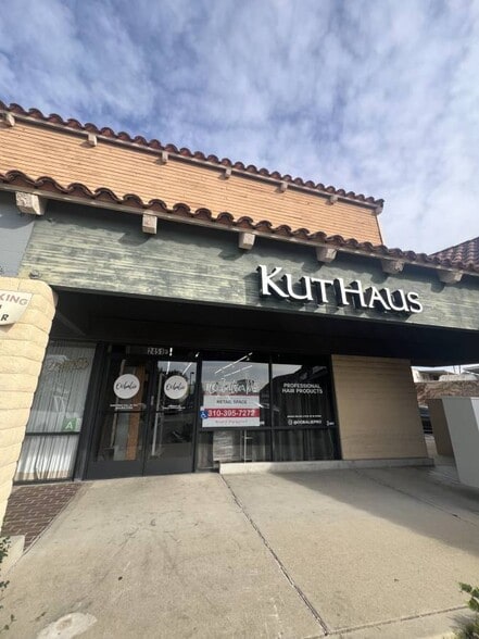 More Photos Of 2445-2497 Foothill Blvd, La Verne Storefront For Lease