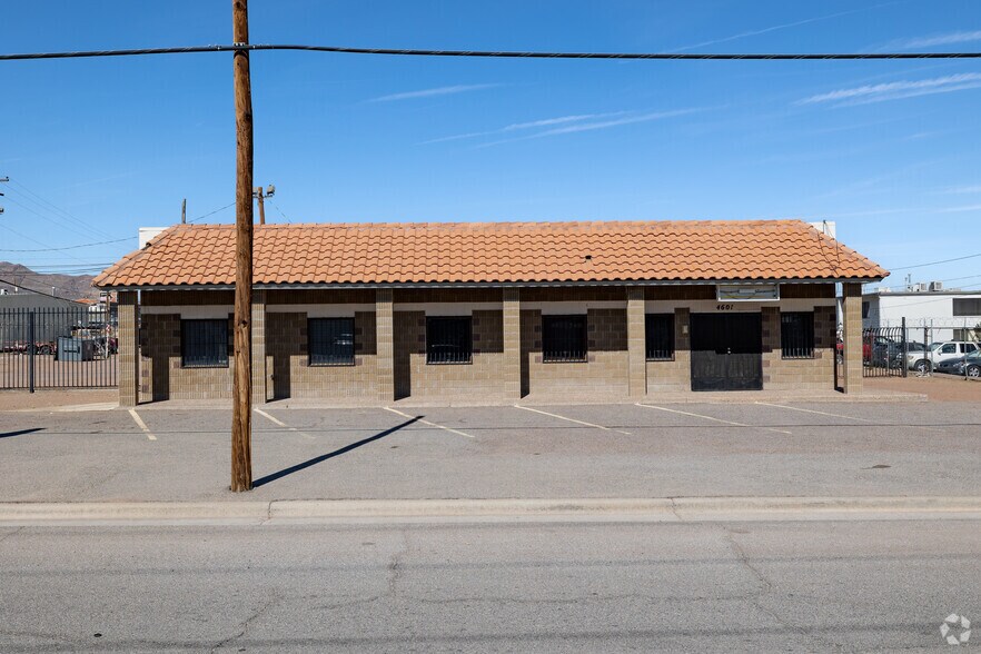 More Photos Of 4601 Titanic Ave, El Paso Office For Sale