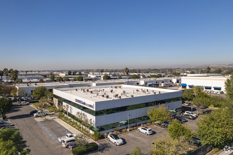 More Photos Of 5475 E La Palma Ave, Anaheim Office For Sale