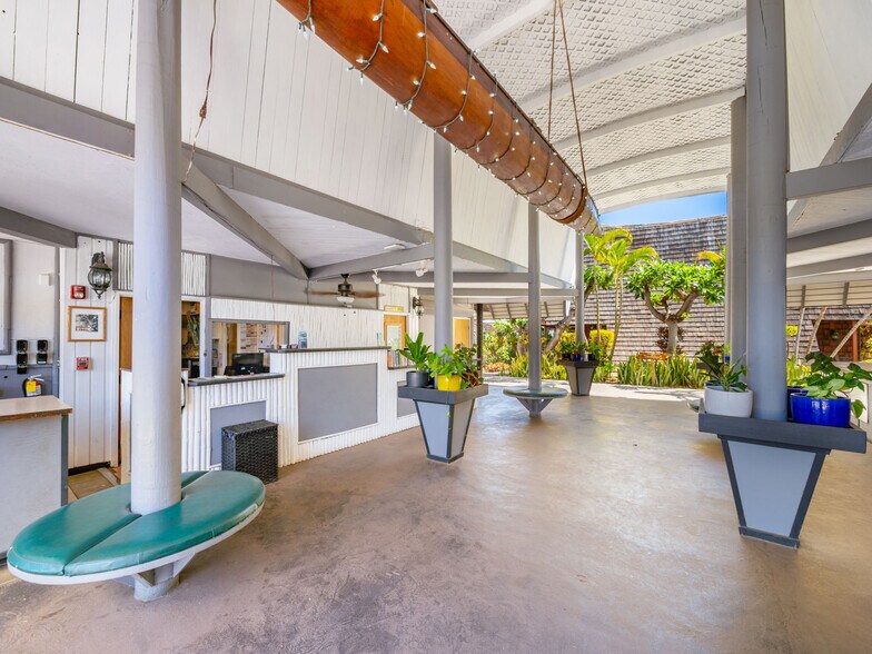 More Photos Of 1300 Kamehameha V Hwy, Kaunakakai Hotel For Sale