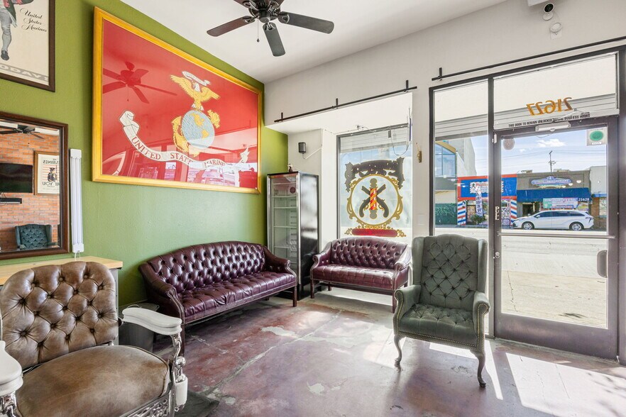More Photos Of 21627 Sherman Way, Canoga Park Storefront For Sale