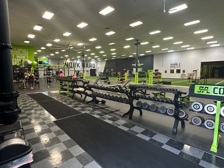 More Photos Of 7007 Discovery Blvd, Dublin Office For Sale