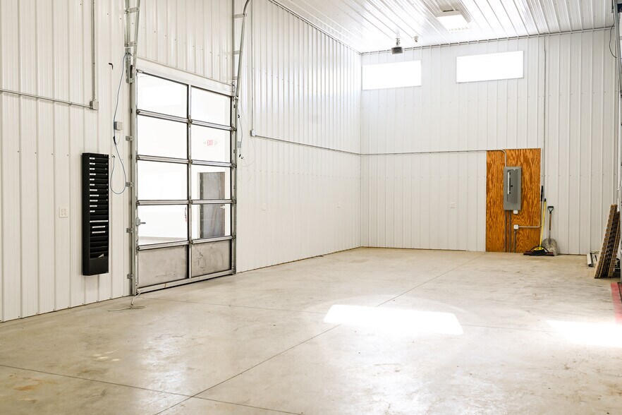 More Photos Of 23367 US 23, Circleville Industrial For Lease